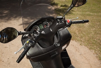 سوزوکی بورگمن ۲۰۰ - 6